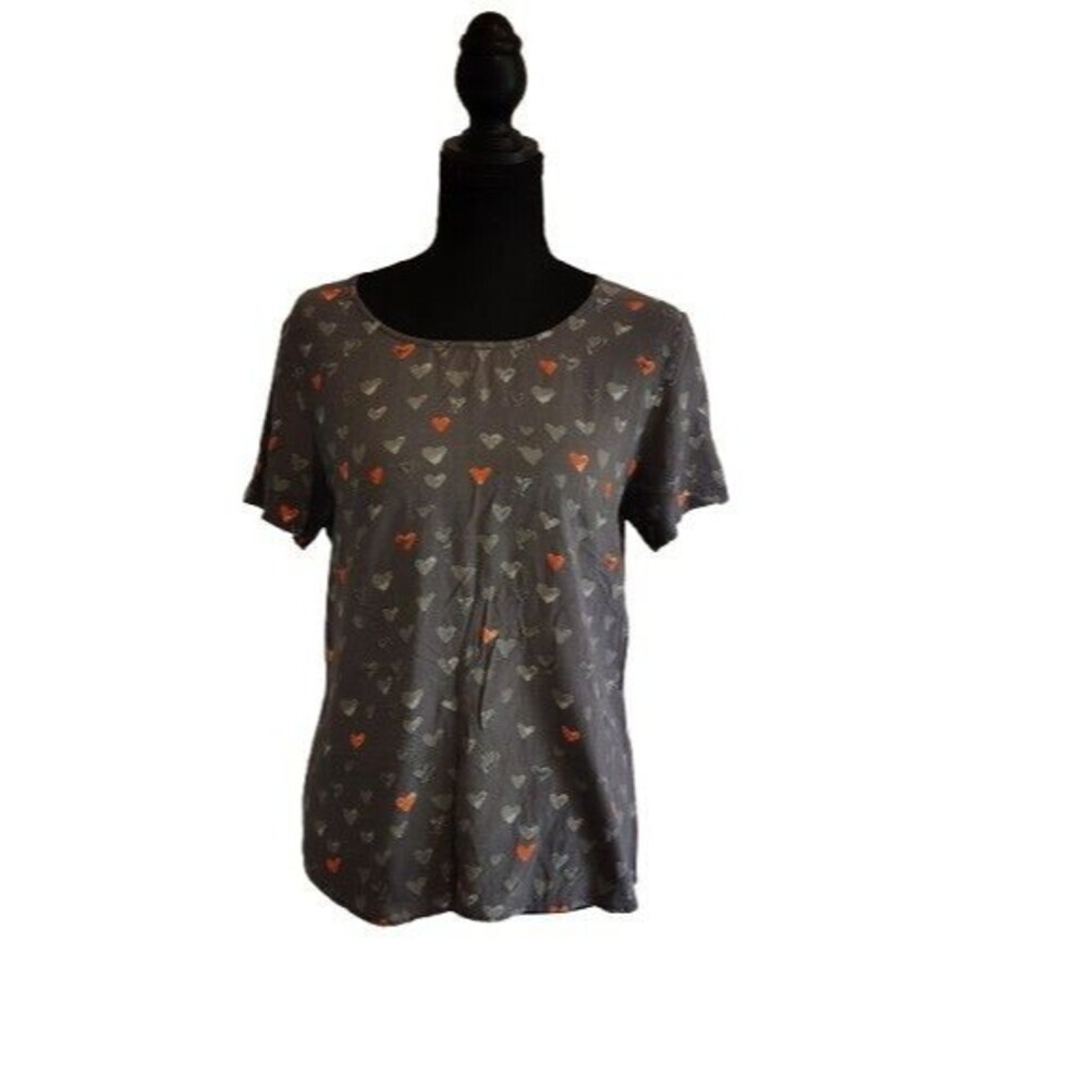 Banana Republic Dark Grey Graphic Heart Print Tee / Blouse Size S